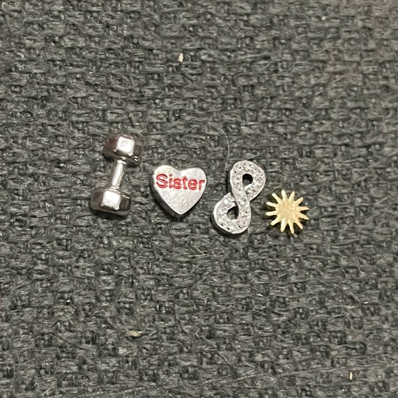 Window Locket and charms - Picture 4 of 5